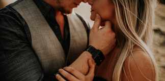 Keep the Fire Burning: 3 Hot Tips for Keeping the Romance Alive in a Relationship keeping the romance alive in a relationship